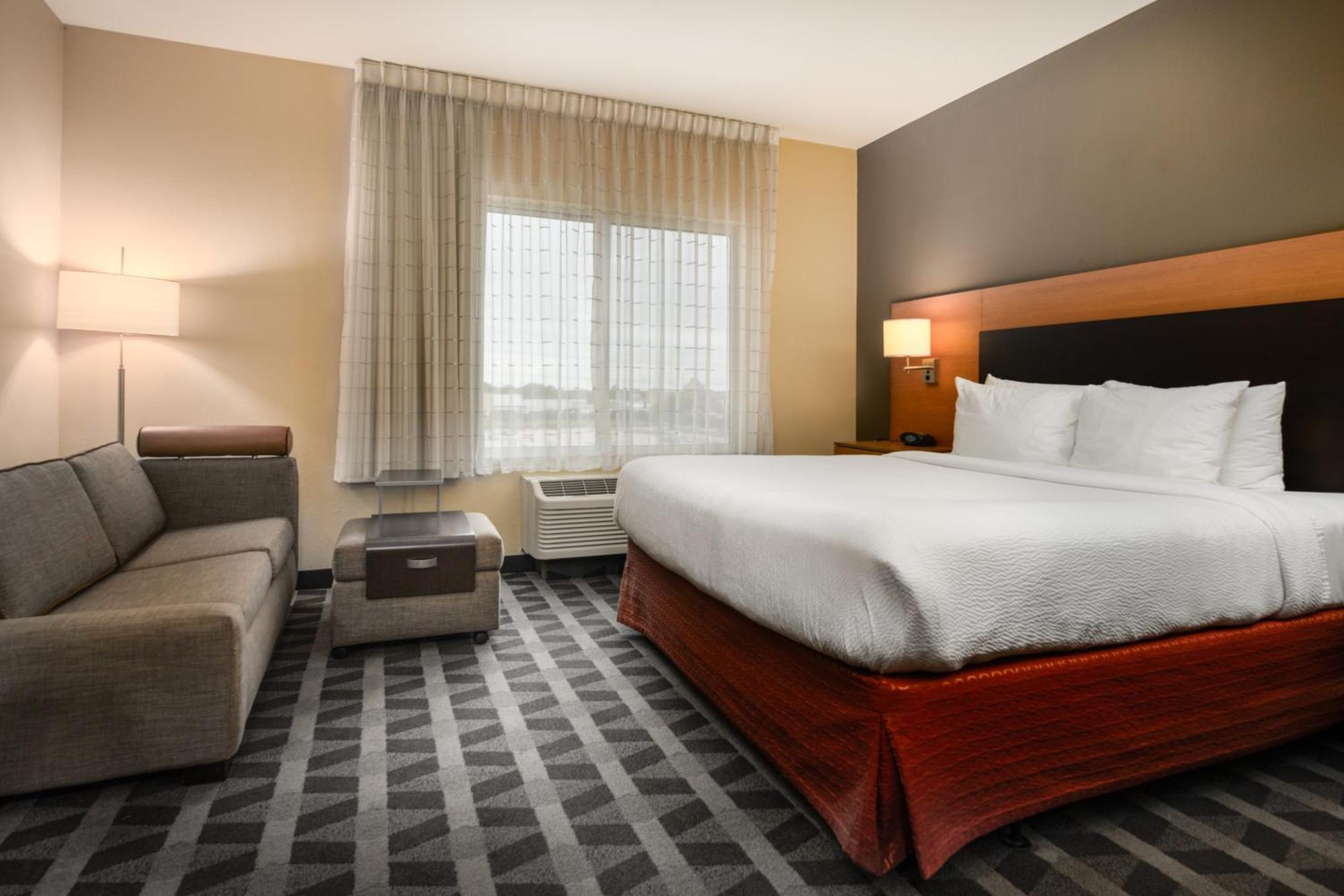 Towneplace Suites By Marriott Cleveland Extérieur photo