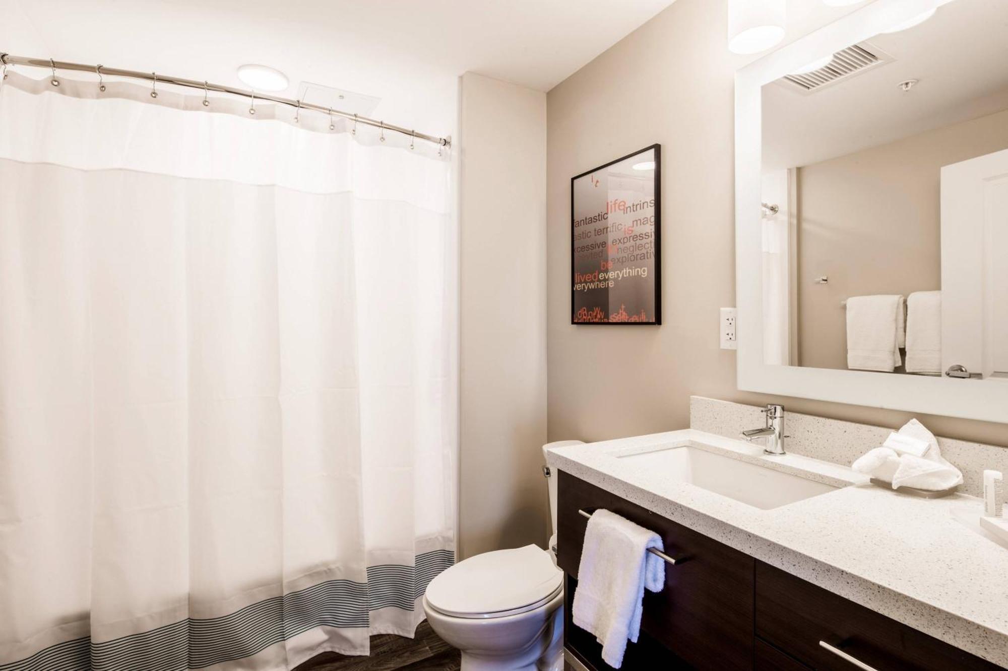 Towneplace Suites By Marriott Cleveland Chambre photo
