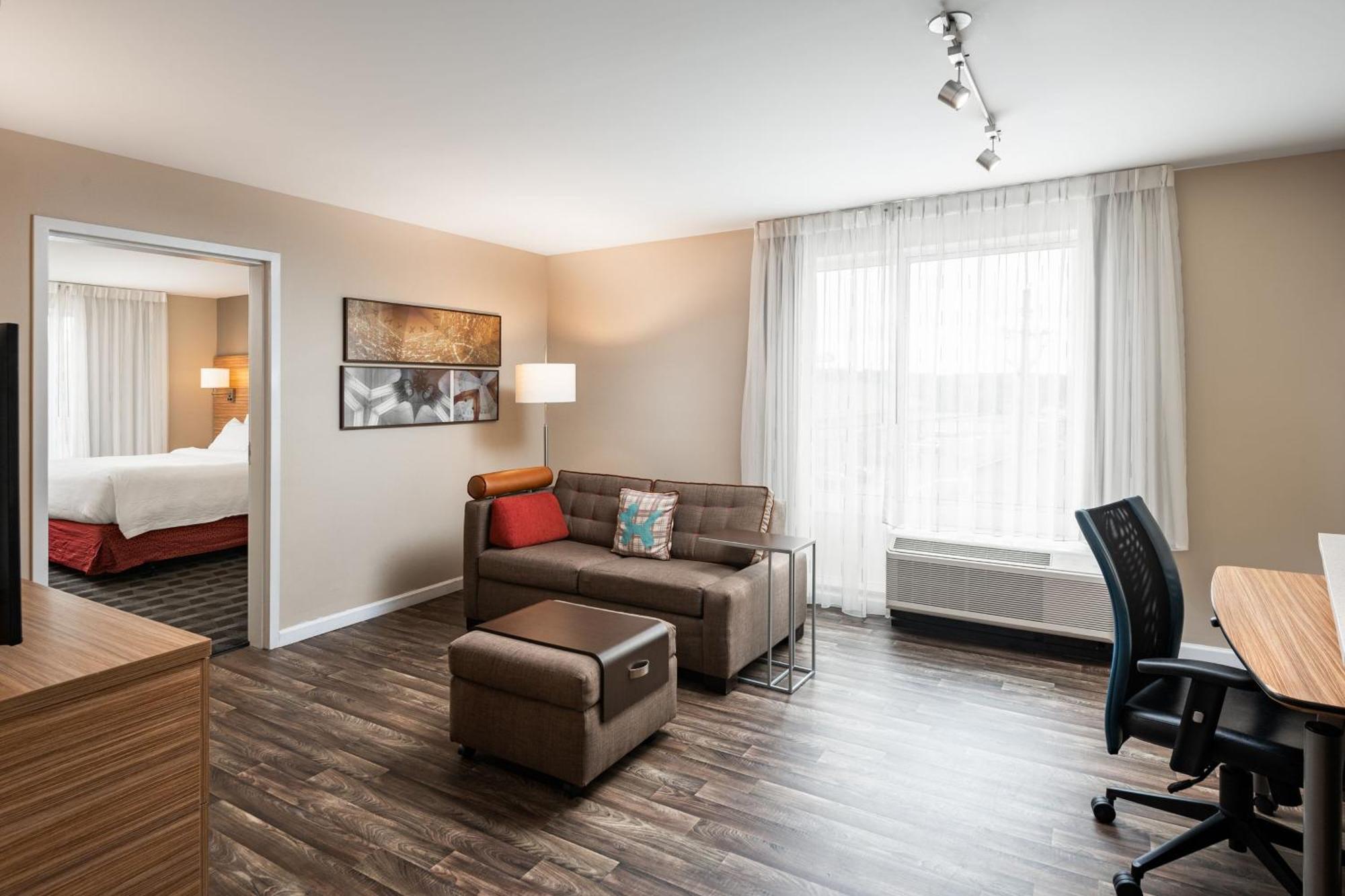 Towneplace Suites By Marriott Cleveland Chambre photo