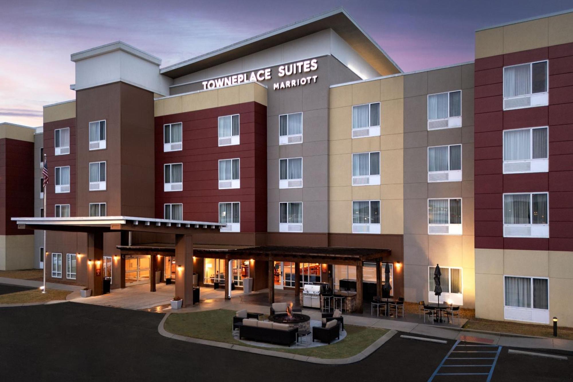 Towneplace Suites By Marriott Cleveland Extérieur photo
